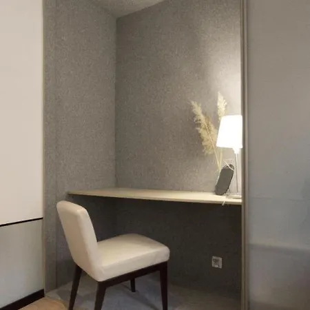 公寓 By The River And Center - Comfortable