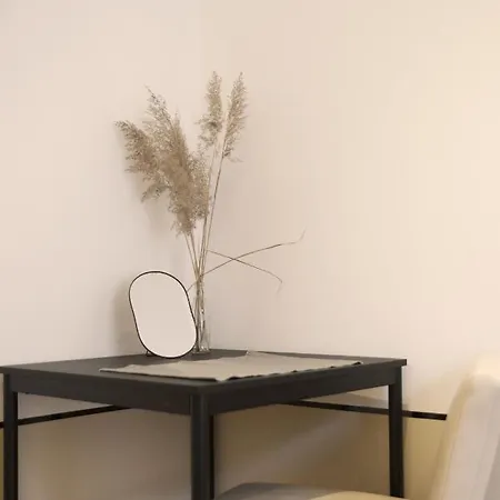 By The River And Center - Comfortable Lejlighed *